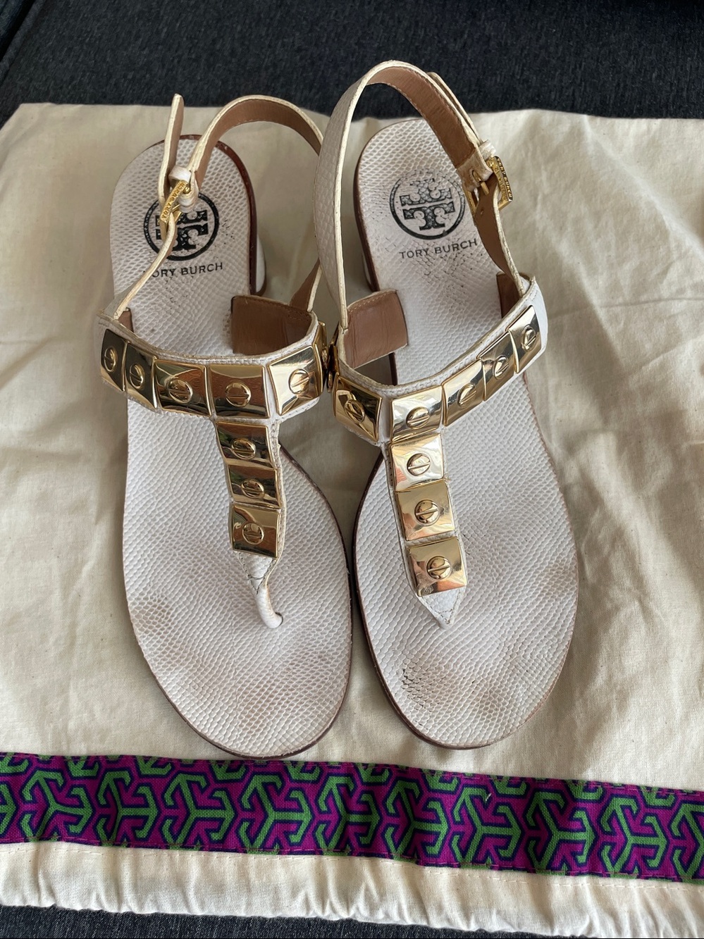 Tory Burch Capri Gladiator sandals 8 white with gold studs block heel